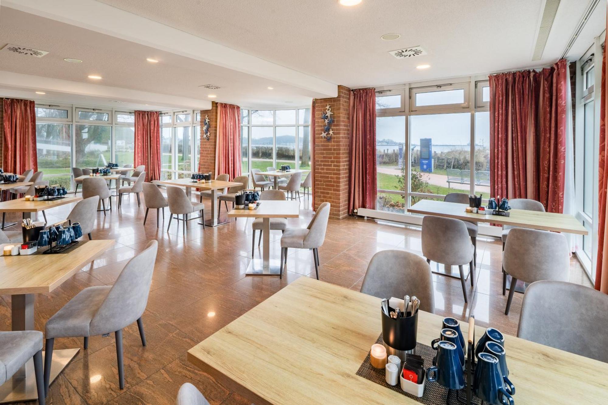 Stadthotel Екернферде Екстер'єр фото